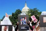 تظاهرات فعالان مدنی آمریکا در مخالفت با استفاده آزادانه از سلاح در واشنگتن