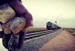 سنگ و قطار