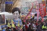 راهپیمایی گسترده حامیان و مخالفان رئیس‌جمهور کره‌ جنوبی