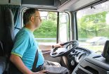 رانندگان وسایط نقلیه سنگین با حداقل ۲۵ سال سابقه و ۵۵ سال سن بازنشسته می‌شوند